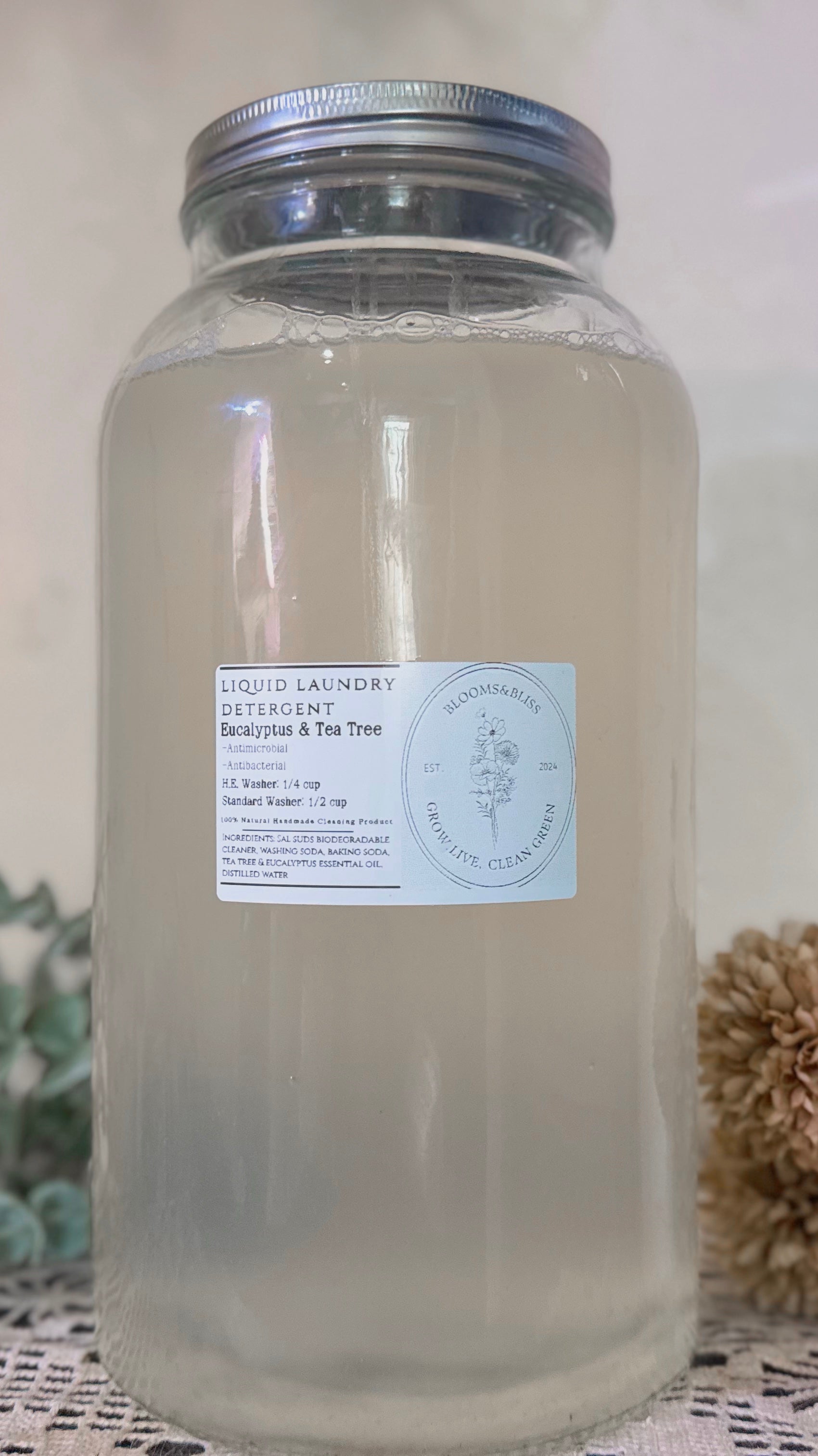 Non-Toxic Eucalyptus & Tea Tree Liquid Laundry Detergent: 64oz